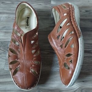 Propet Cameo Slip-On Walking Women Shoe 8X (2E)